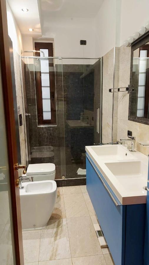 Vfh Stylish Boutique Apartment-City Center Milano Exterior foto